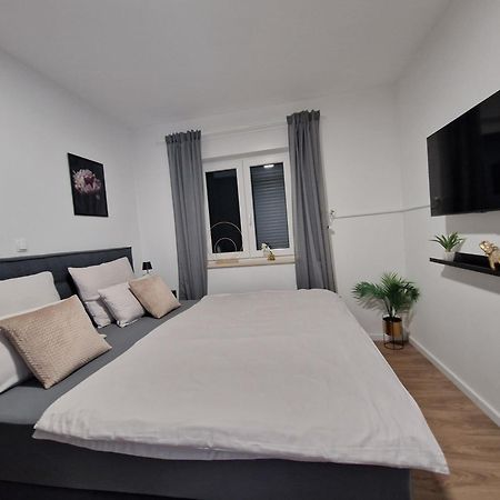 Deluxe Apartment Mila Nin Esterno foto